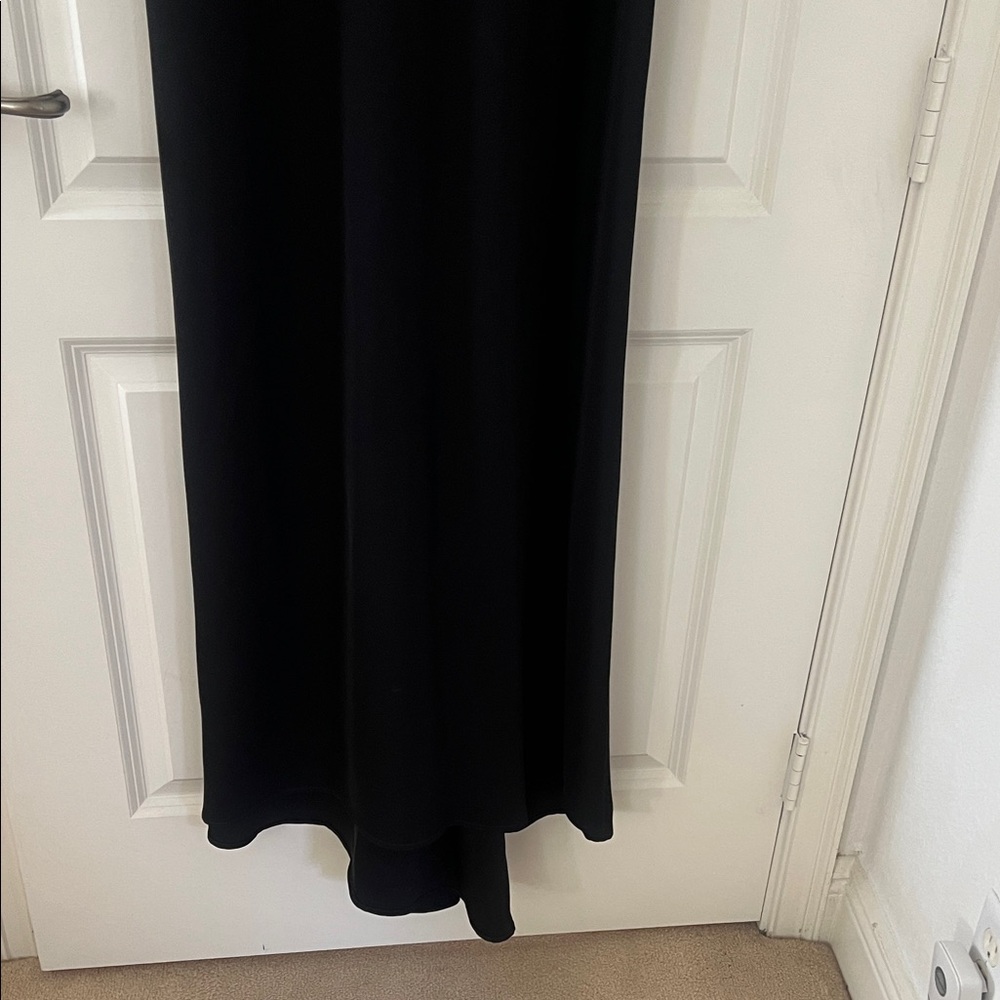 NWOT Tadashi Shoji Lace Off-Shoulder Gown in Cream and Black, Sz 8 - Picture 4 of 8